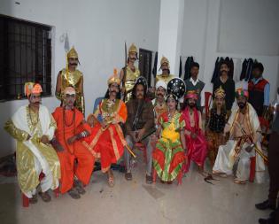 view gallery drama - Copy.jpg